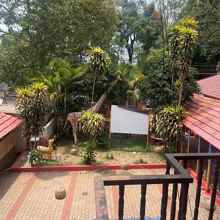 Hotel Madhura Belgaum Ngoại thất bức ảnh